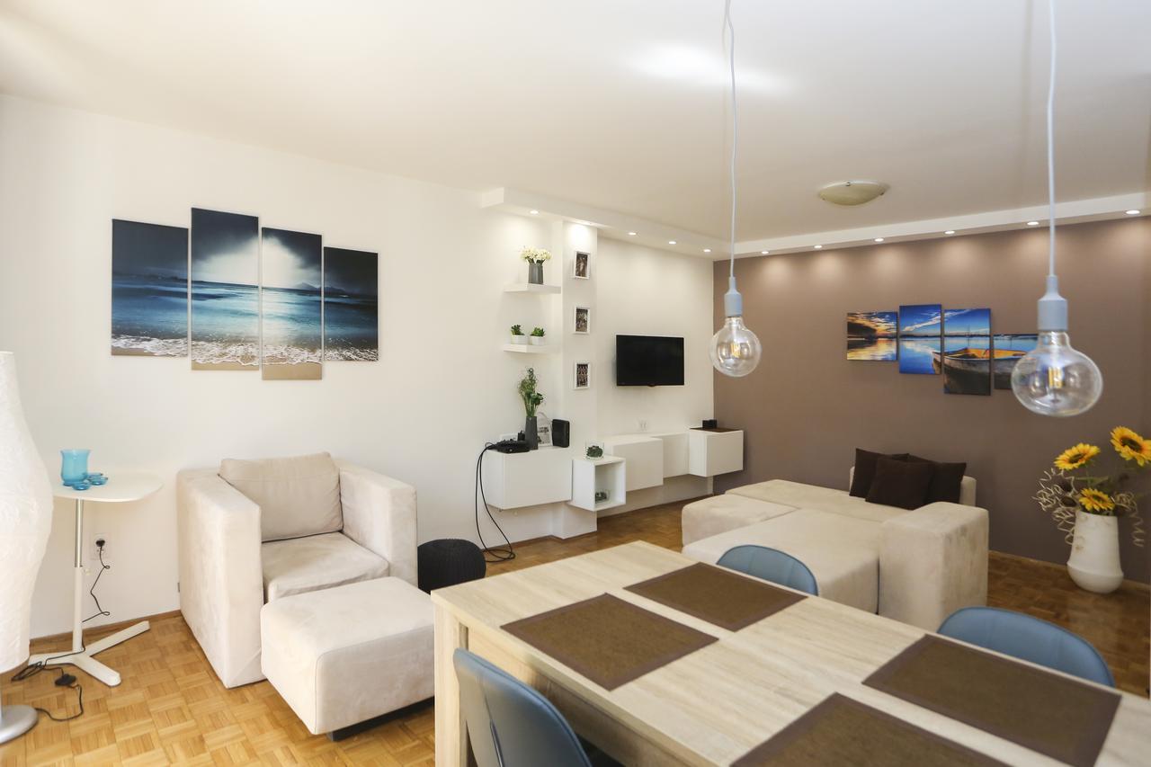 Modern Apartment With Free Parking Novi Sad Exterior foto